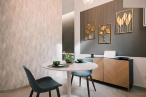 Apulian Tree - Luxury Central Apartment with Balcony - Bari